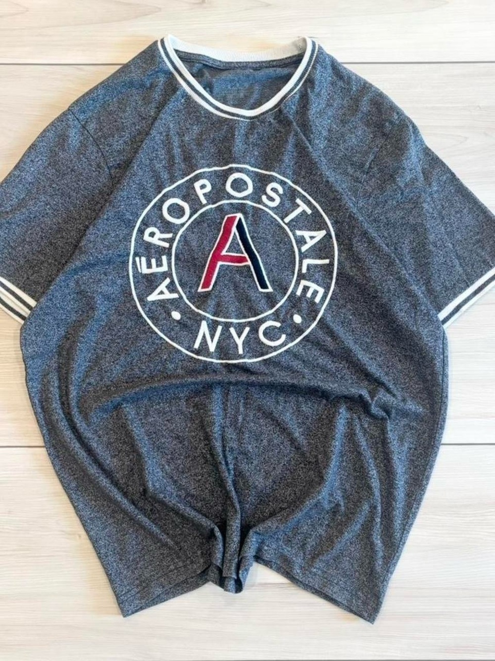 Aéropostale Vintage Y2K NYC Graphic Logo Tee - Mens Heather Navy with Red Accent